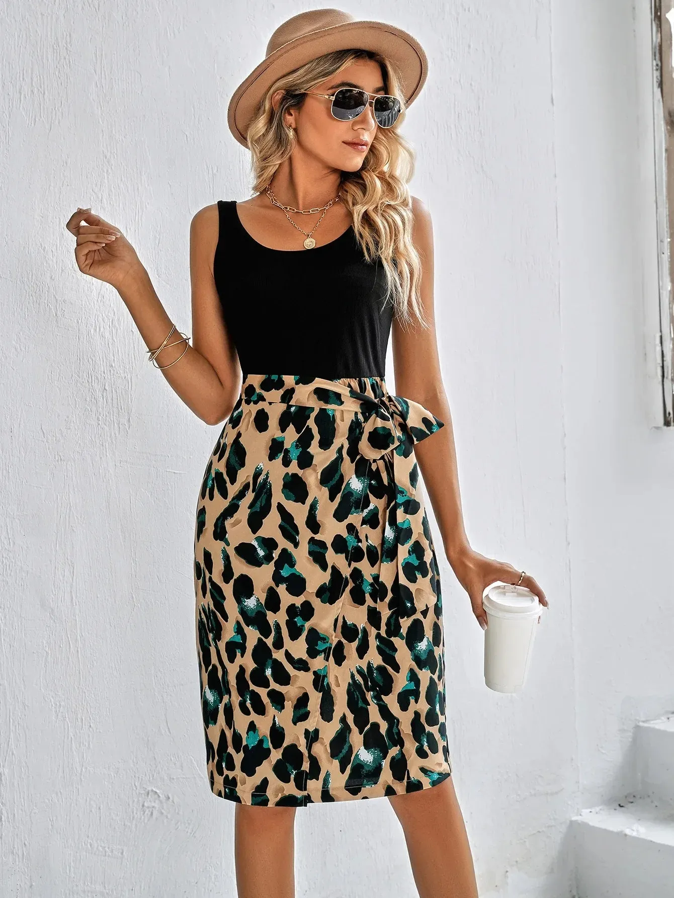 2024 Spring New Elegant Lace-up Round Neck Panel Sleeveless Midi Dress