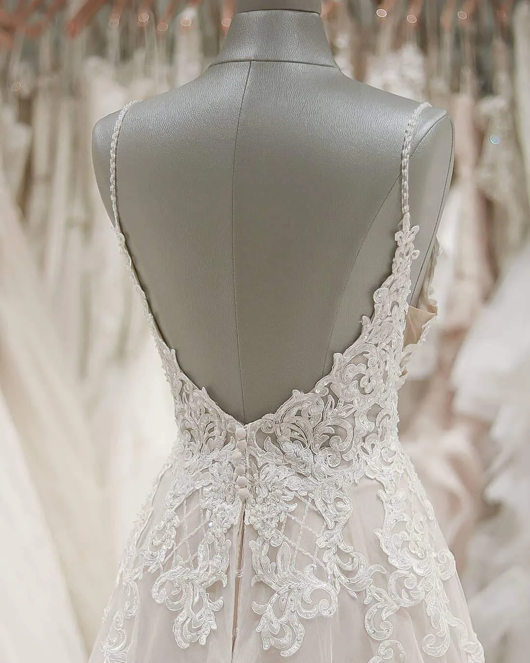 Delicate Tulle Spaghetti Straps Neckline A-line Wedding Dresses WD141