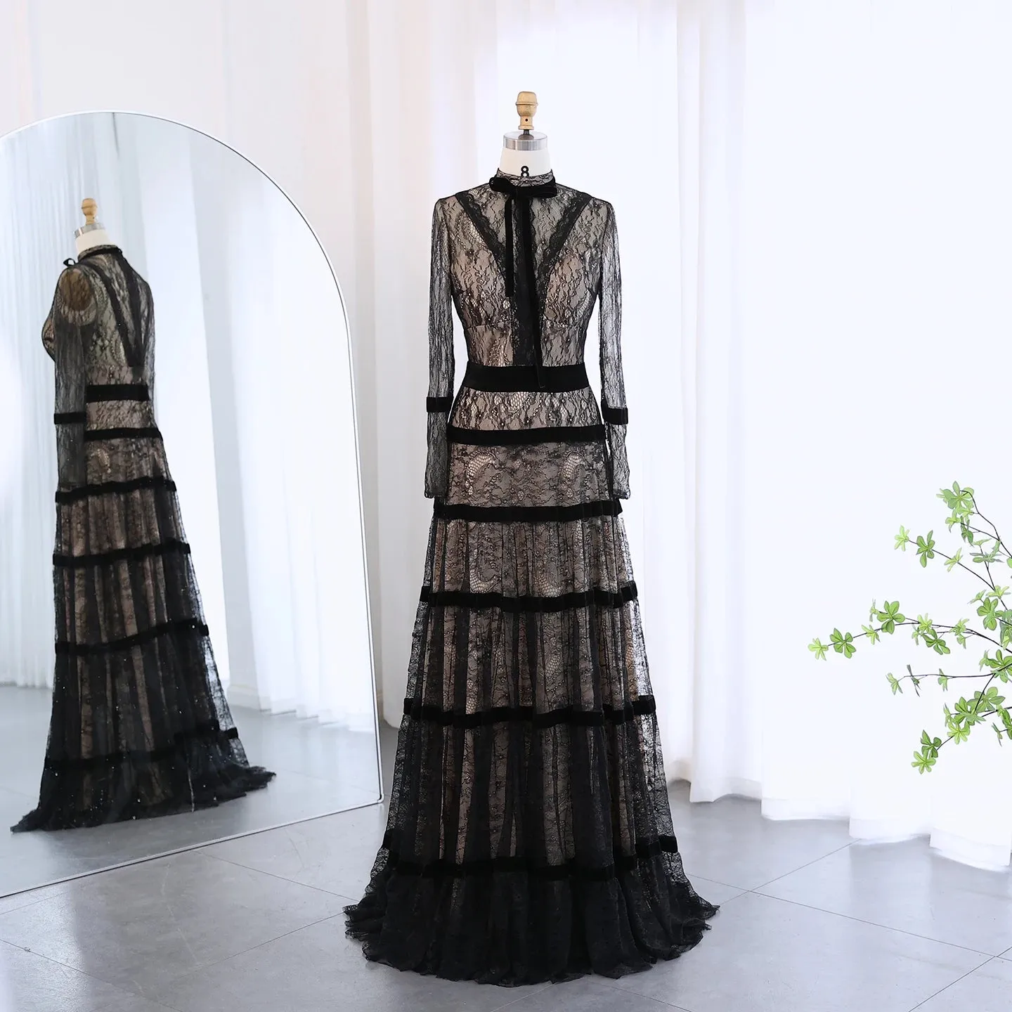 Elegant Black A-line Luxury Lace Tiered Dress