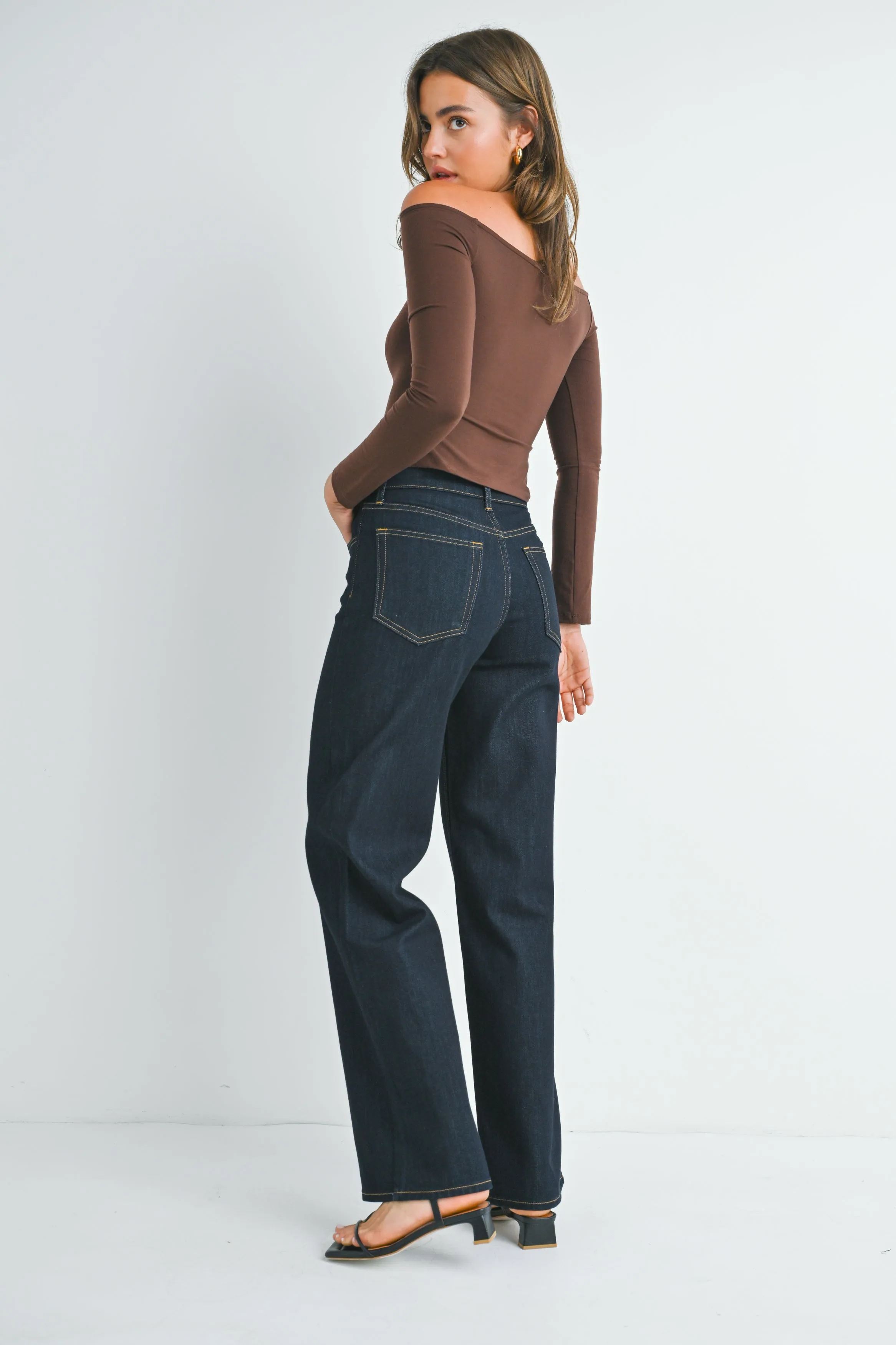 The Relaxed Wide Leg Jean